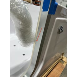 Liquidación Bañera acrílica Ella LayDown60 de 30'×60*, desagüe LH.Número de serie M0513 - |