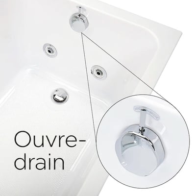Gros plan de la commande d'ouverture de bonde chromée sur la baignoire à porte Ella Acrylic Laydown60 avec détail du fond antidérapant