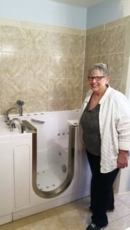 La baignoire à porte que je recherchais La baignoire à porte que je recherchais
