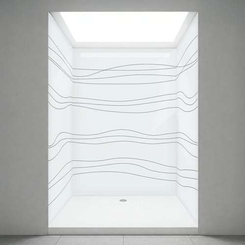 Cabine de douche à l'italienne blanche avec parois en acrylique à motif ondulé et receveur de douche plat antidérapant avec bonde centrale