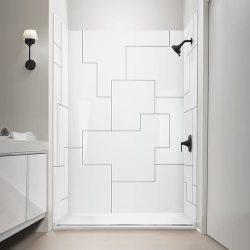 urbanmaze-paroi-de-douche-acrylique-design-CNC-douche Panneaux muraux de douche Ella Urban Maze en acrylique blanc avec motif géométrique CNC et robinetterie de douche noir mat